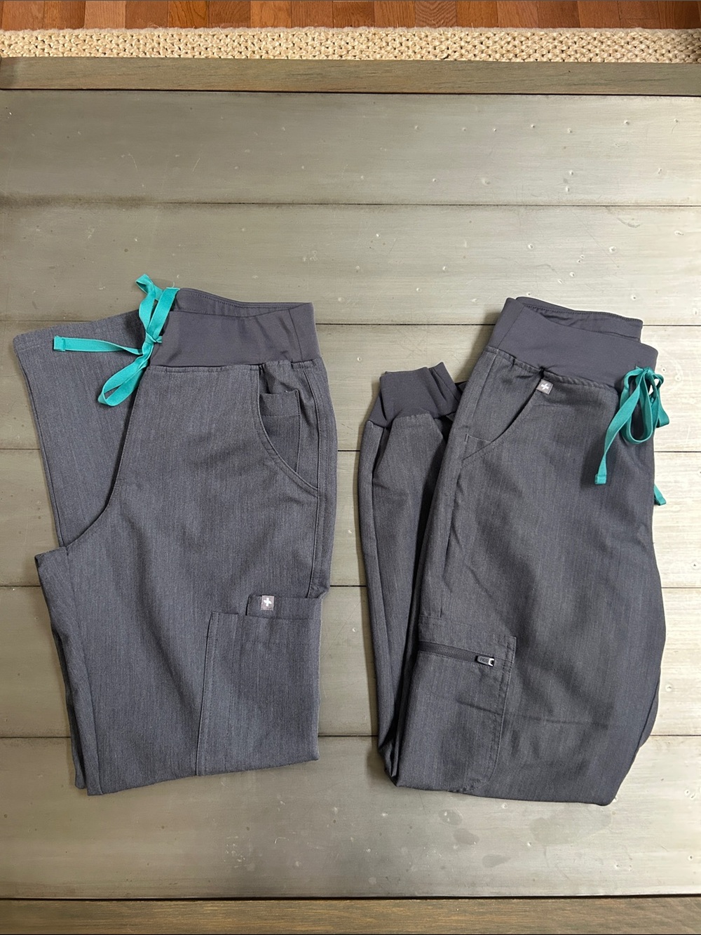 FIGS Technical Collection Scrub Pants 2 Pair XS Petite